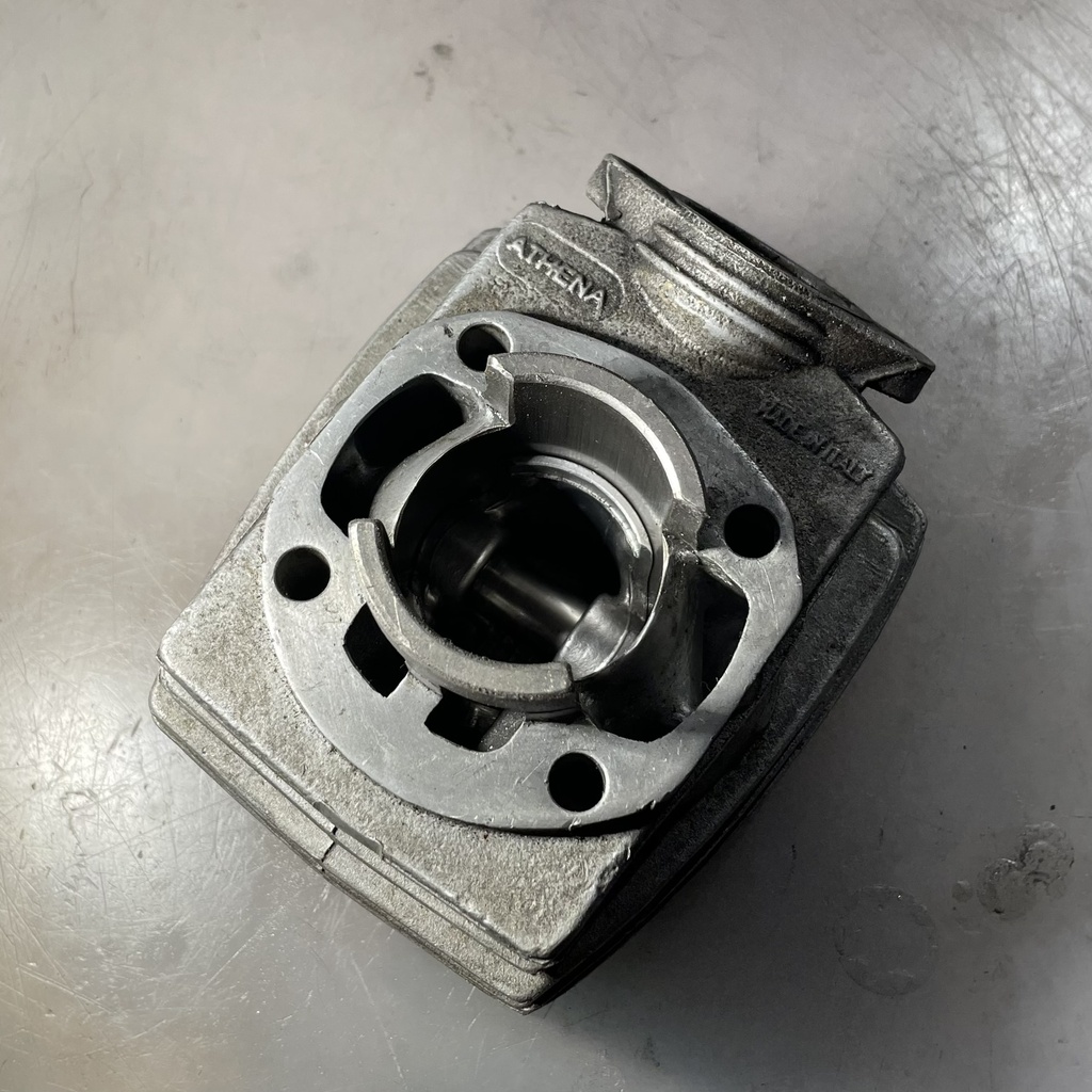 Main d'œuvre Peugeot 103 - 50cc Athena